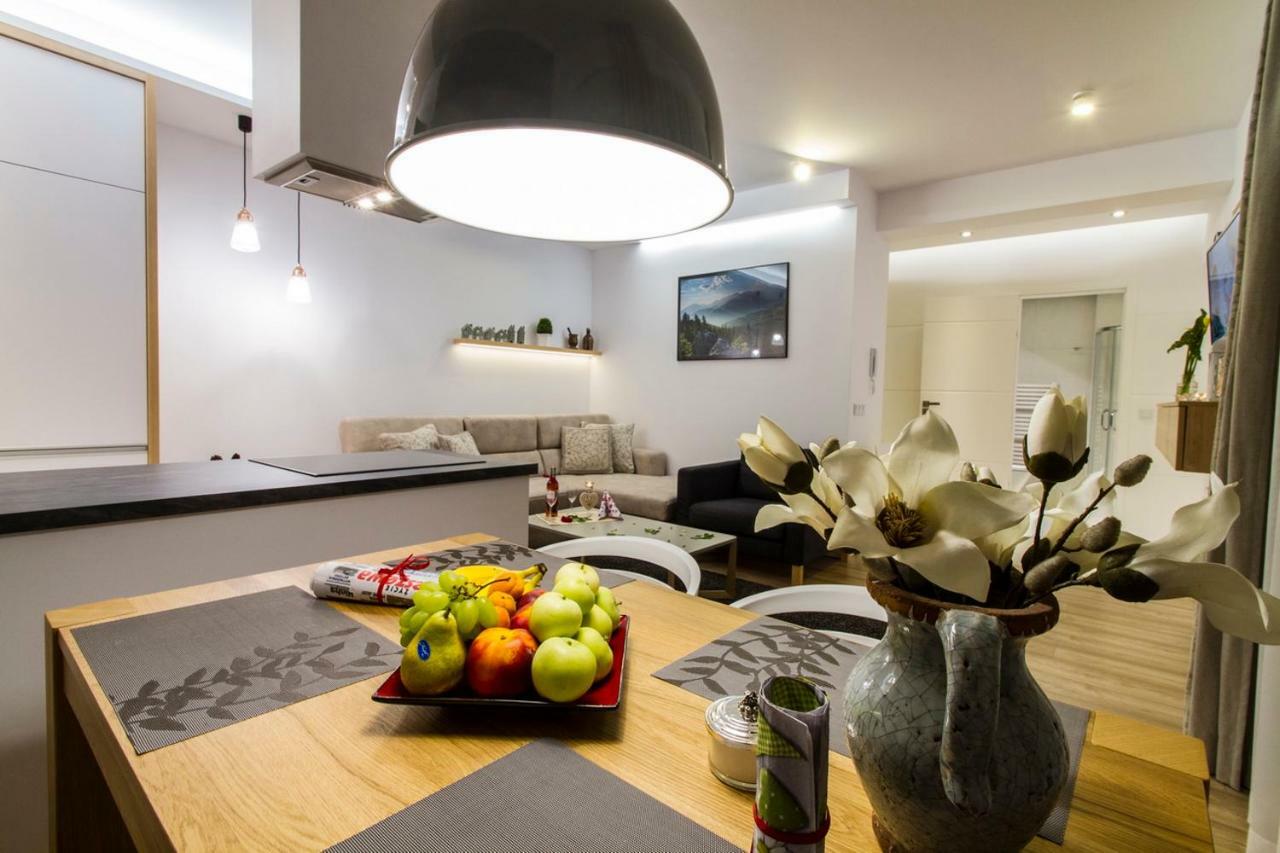 Apartament Pajo I -Rezydencja Tatry--Grota Solna--Taras--Garaz Podziemny Zakopane Bagian luar foto