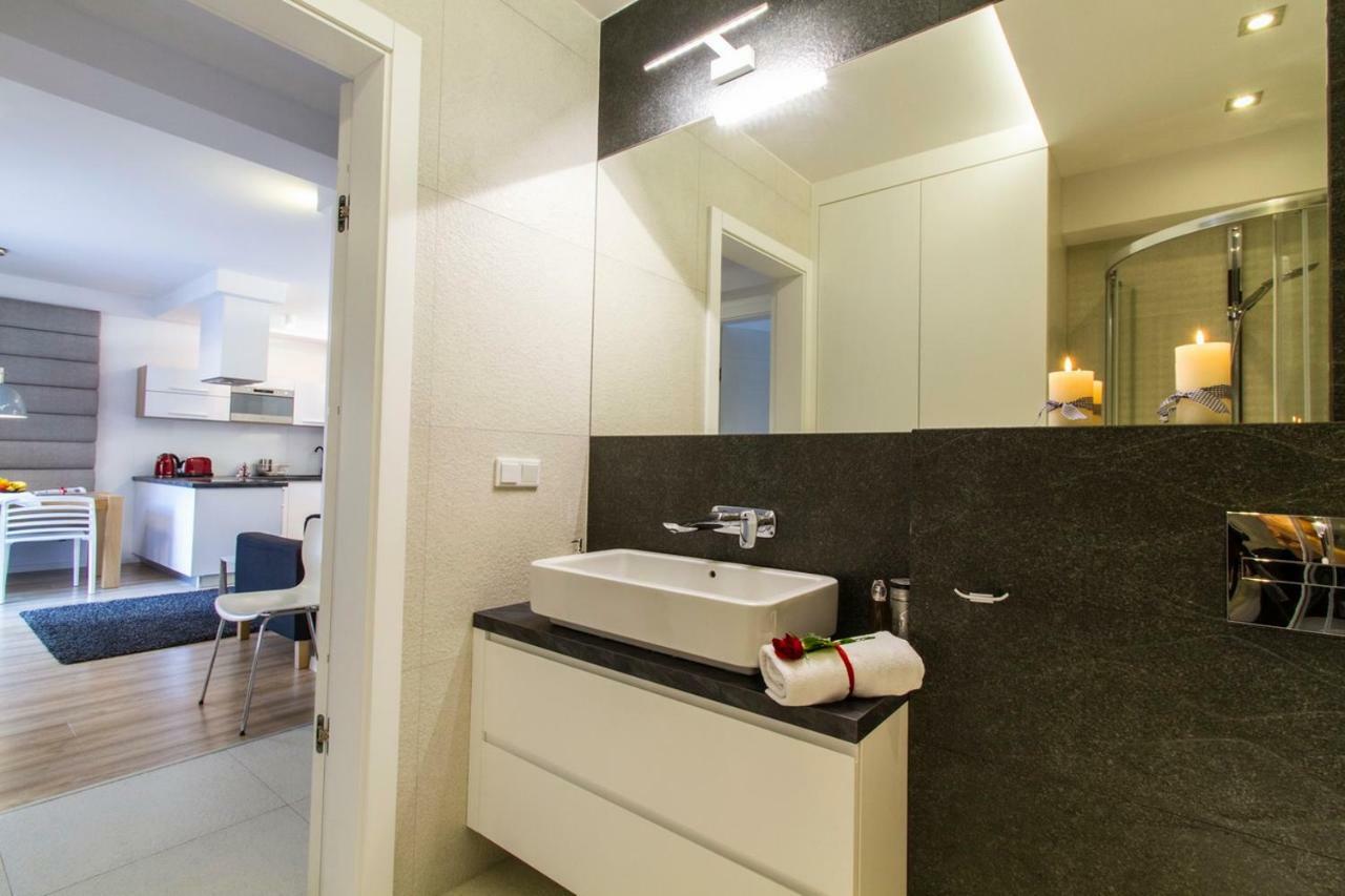 Apartament Pajo I -Rezydencja Tatry--Grota Solna--Taras--Garaz Podziemny Zakopane Bagian luar foto