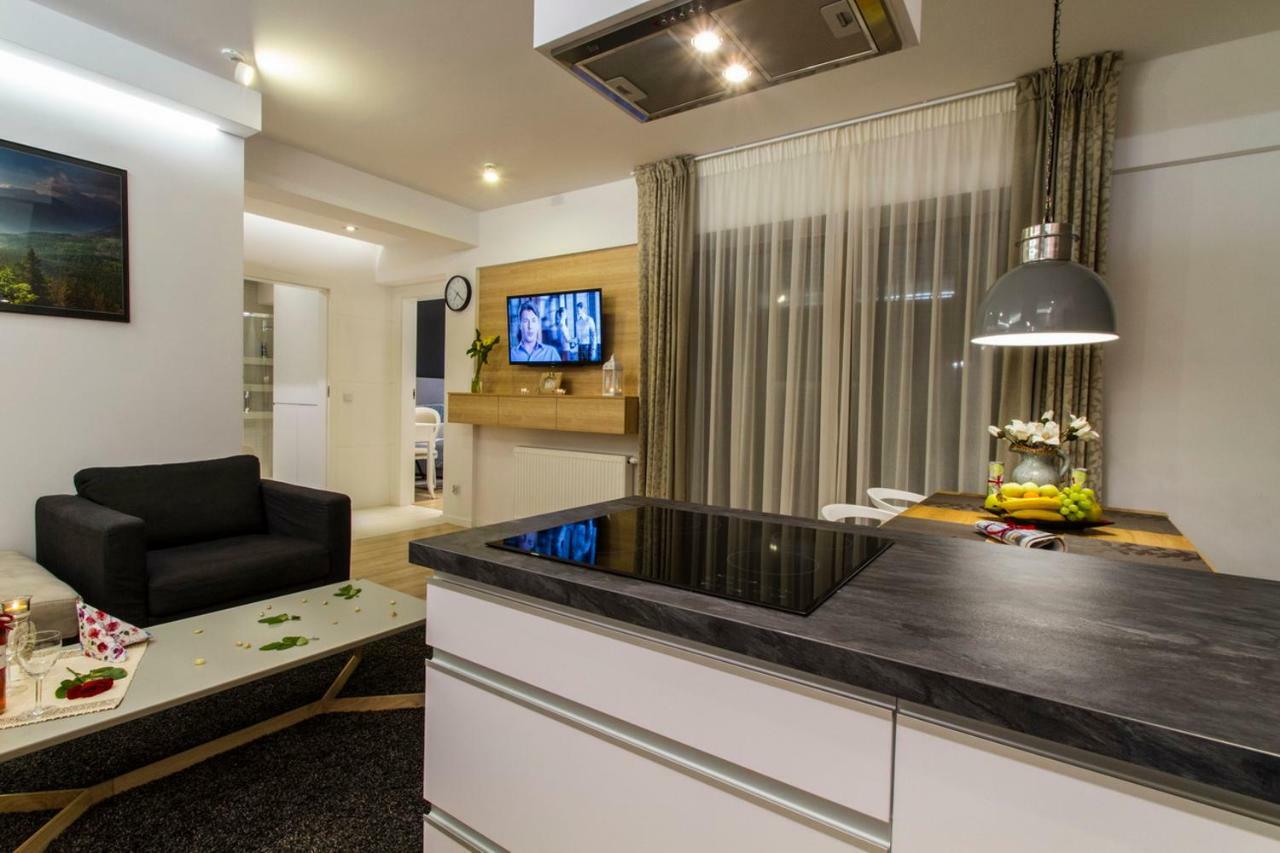 Apartament Pajo I -Rezydencja Tatry--Grota Solna--Taras--Garaz Podziemny Zakopane Bagian luar foto